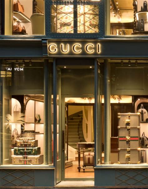 gucci store location|gucci store locations near me.